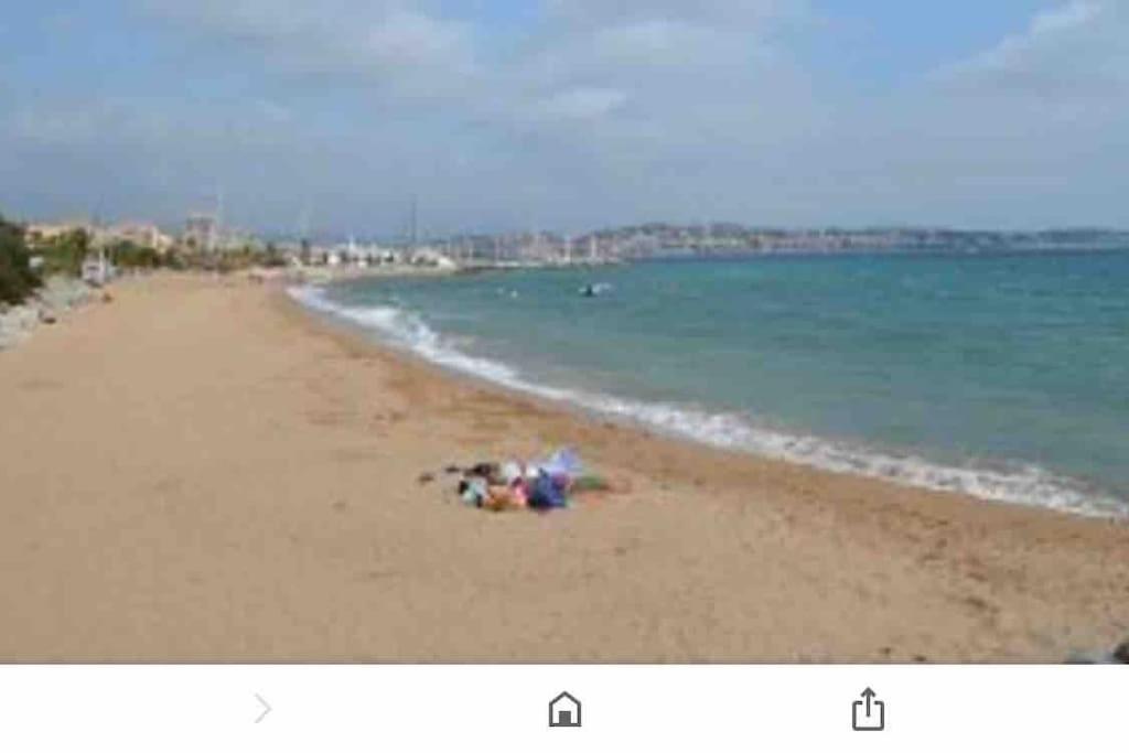 Mobilhome A Frejus A 15 Minute De La Mer Sur Terrain Independant 외부 사진