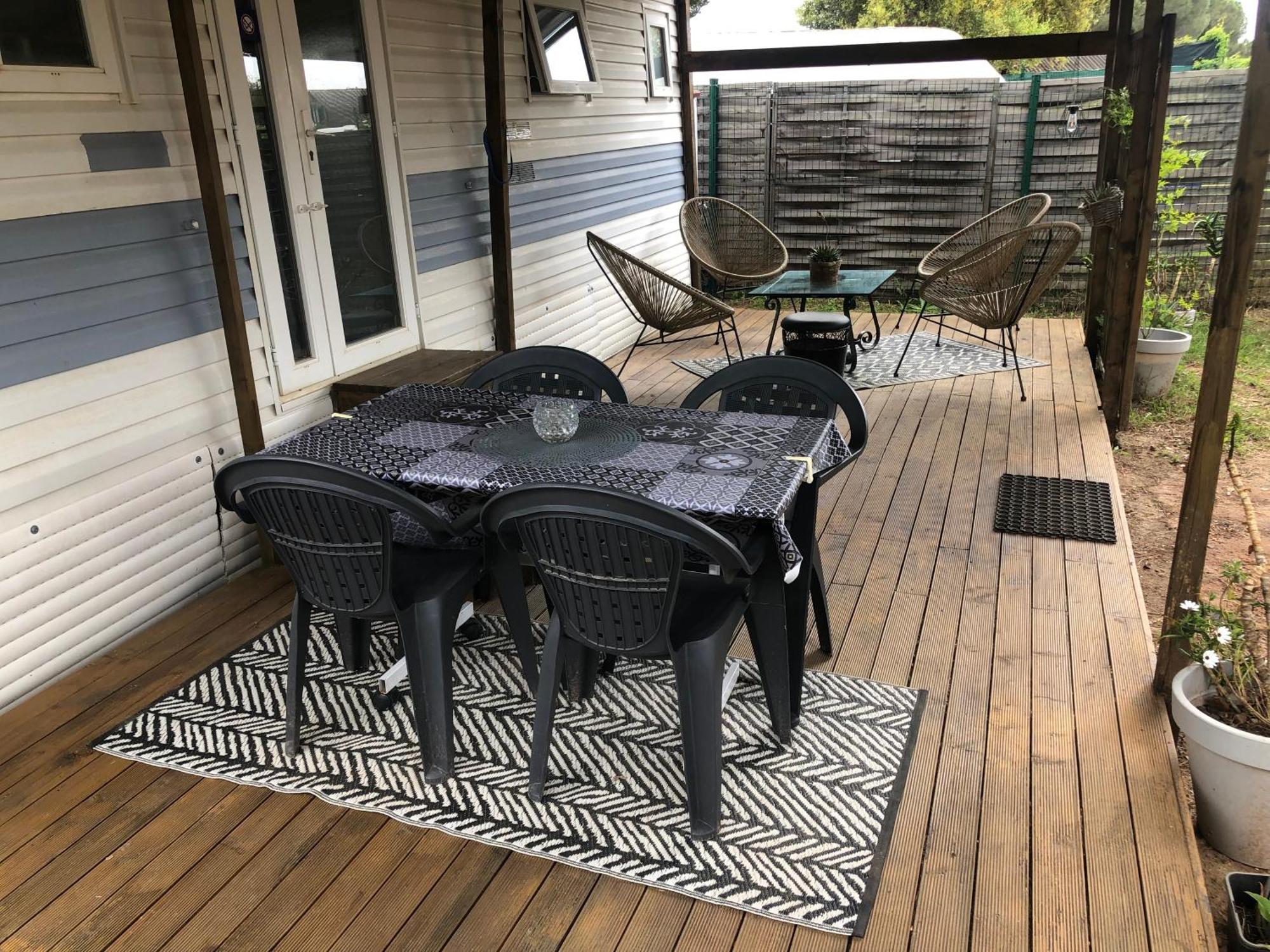 Mobilhome A Frejus A 15 Minute De La Mer Sur Terrain Independant 외부 사진